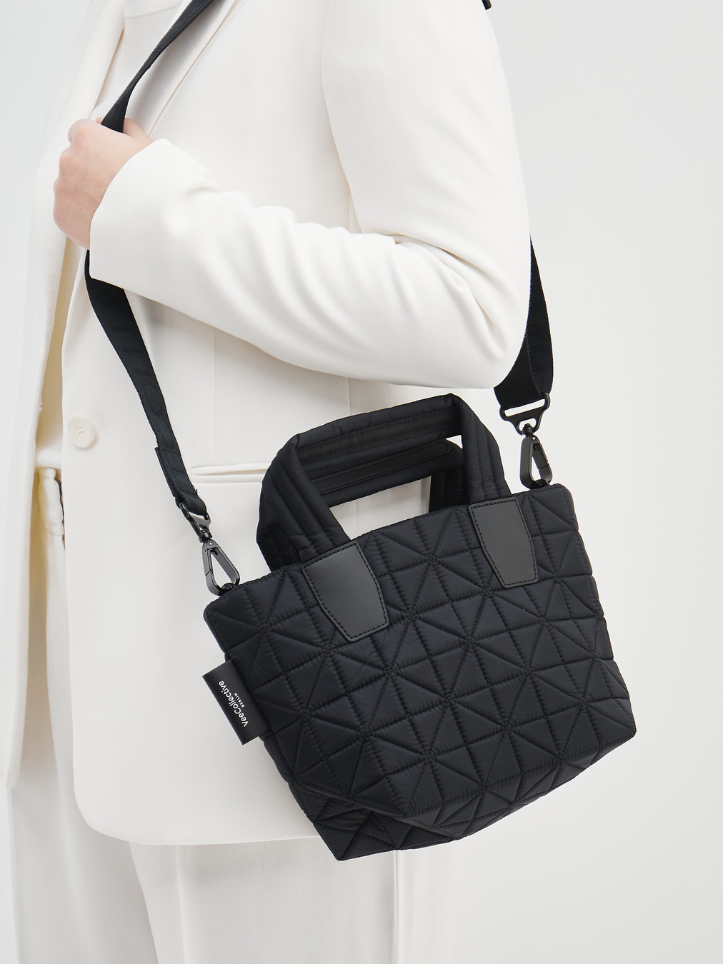 VeeCollective Berlin – Handtasche aus Nylon in Schwarz