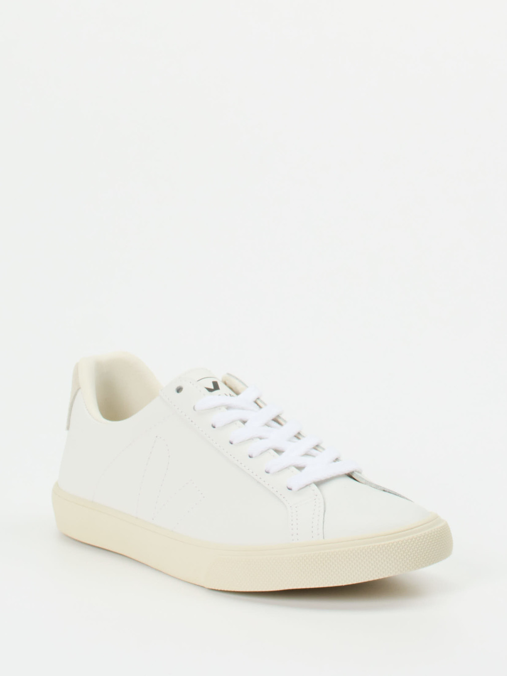 VEJA – Low-Top Sneaker aus Leder in Weiß