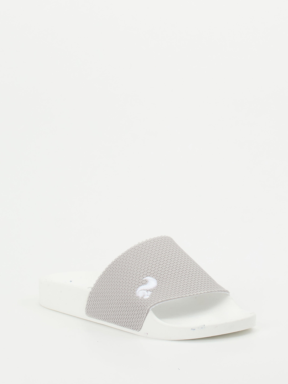 Thies – Badepantolette aus Textil in Hellgrau