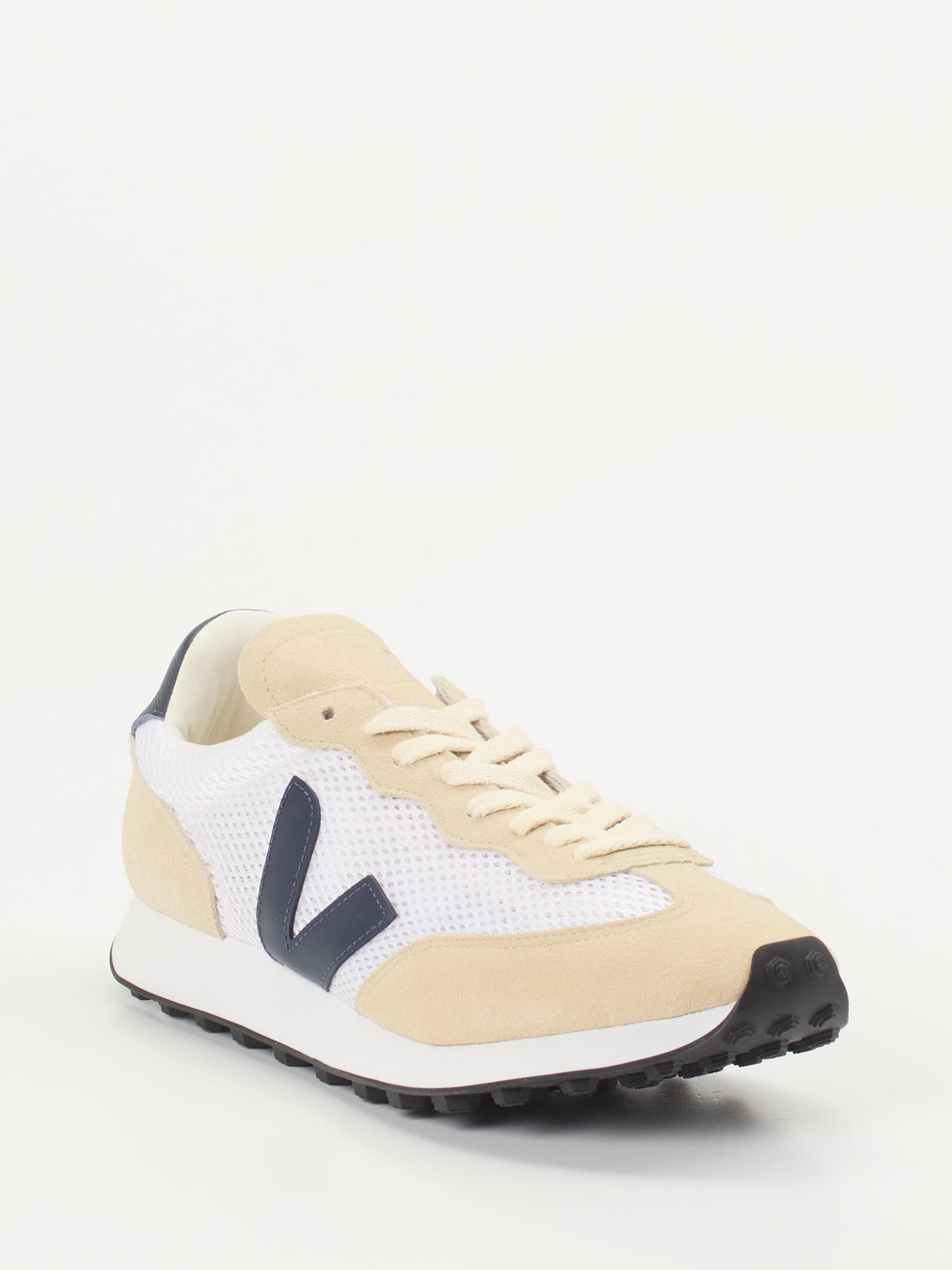 VEJA – Retro-Sneaker aus Mesh und Veloursleder Beige