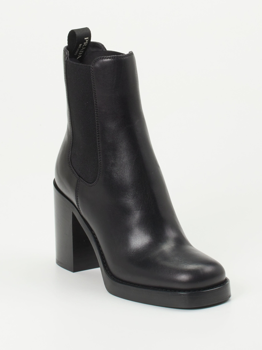 Prada – Chelsea Boots aus Kalbleder schwarz