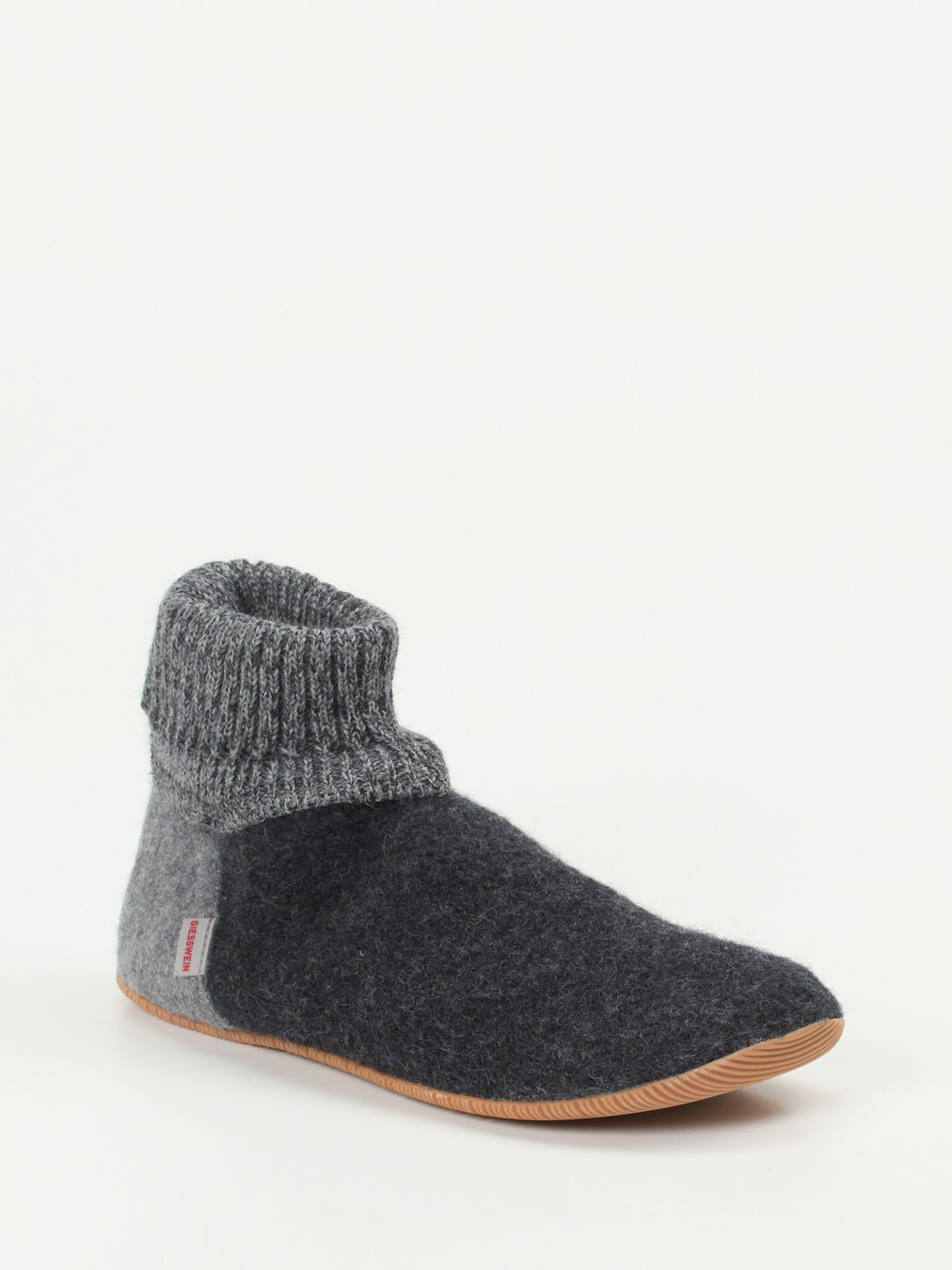 Giesswein – Hüttenschuhe aus Wolle in Anthrazitgrau