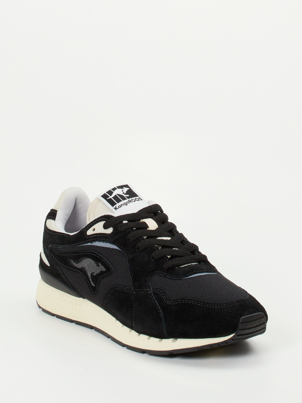 Kangaroos – Retro-Sneaker aus Veloursleder schwarz