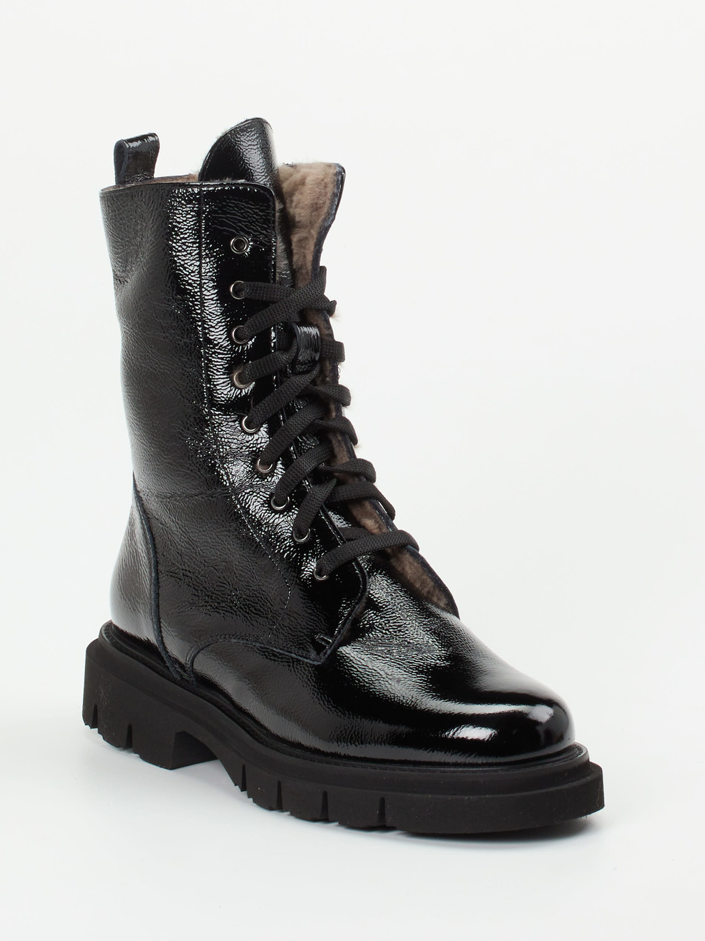 Mannori – Schnürboots aus Lackleder schwarz