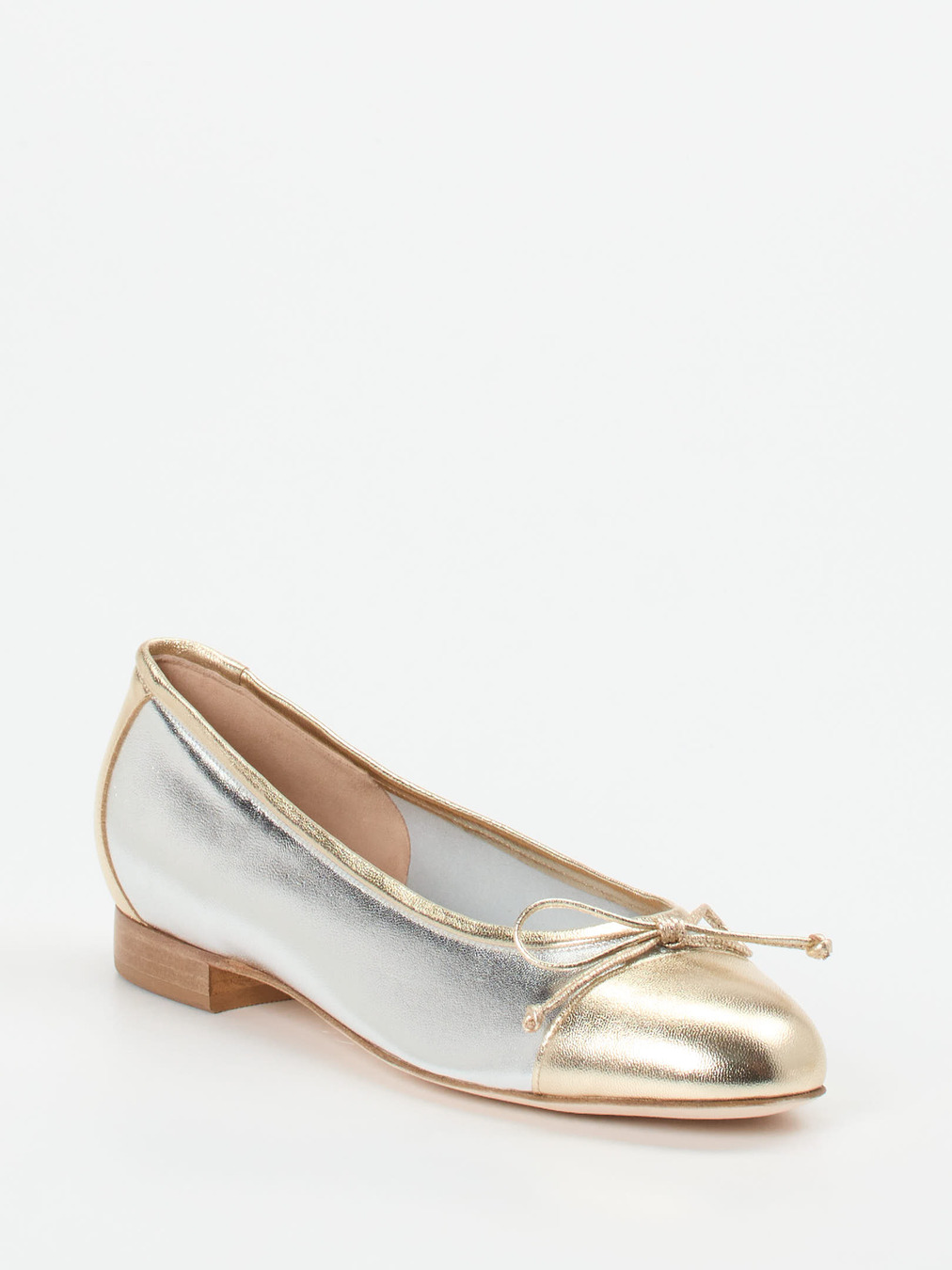 Mannori – Ballerinas aus Metallicleder in Silber