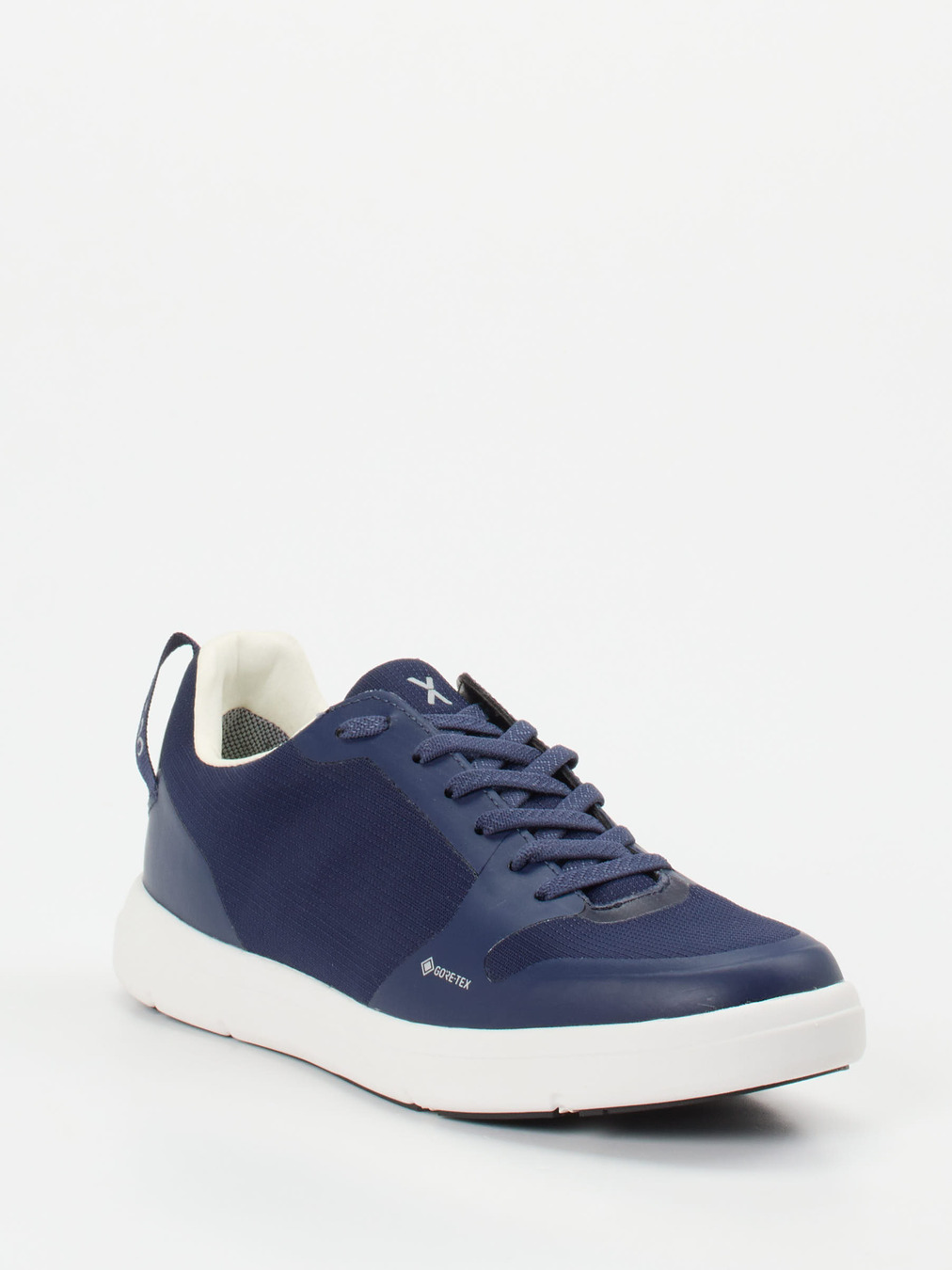 Vado – Sneaker aus Textil und Synthetik in Marineblau