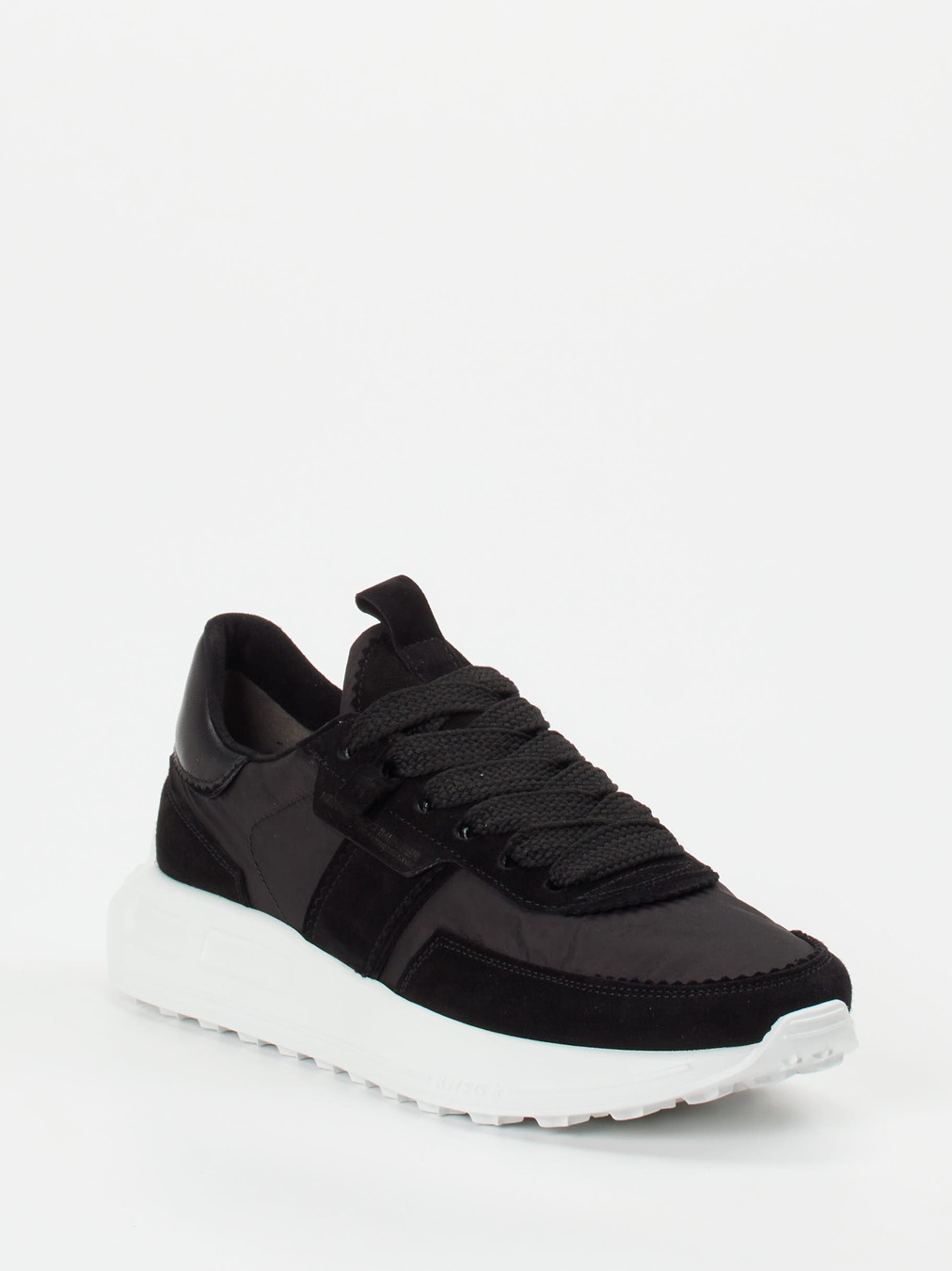 Kennel & Schmenger – Sneaker aus Veloursleder schwarz