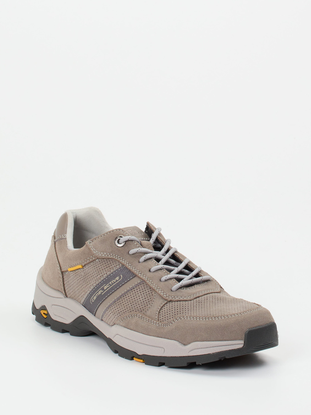 Camel Active – Outdoor-Sneaker aus Veloursleder Taupe