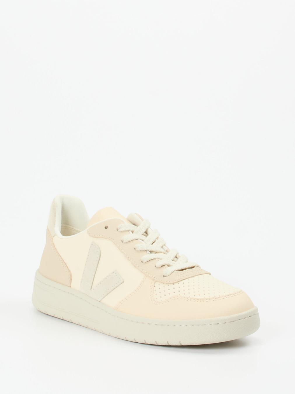 VEJA – Sneaker aus Leder in Beige