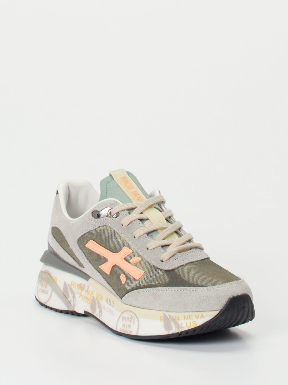 Premiata – Sneaker aus Velour/Textil in Hellgrau