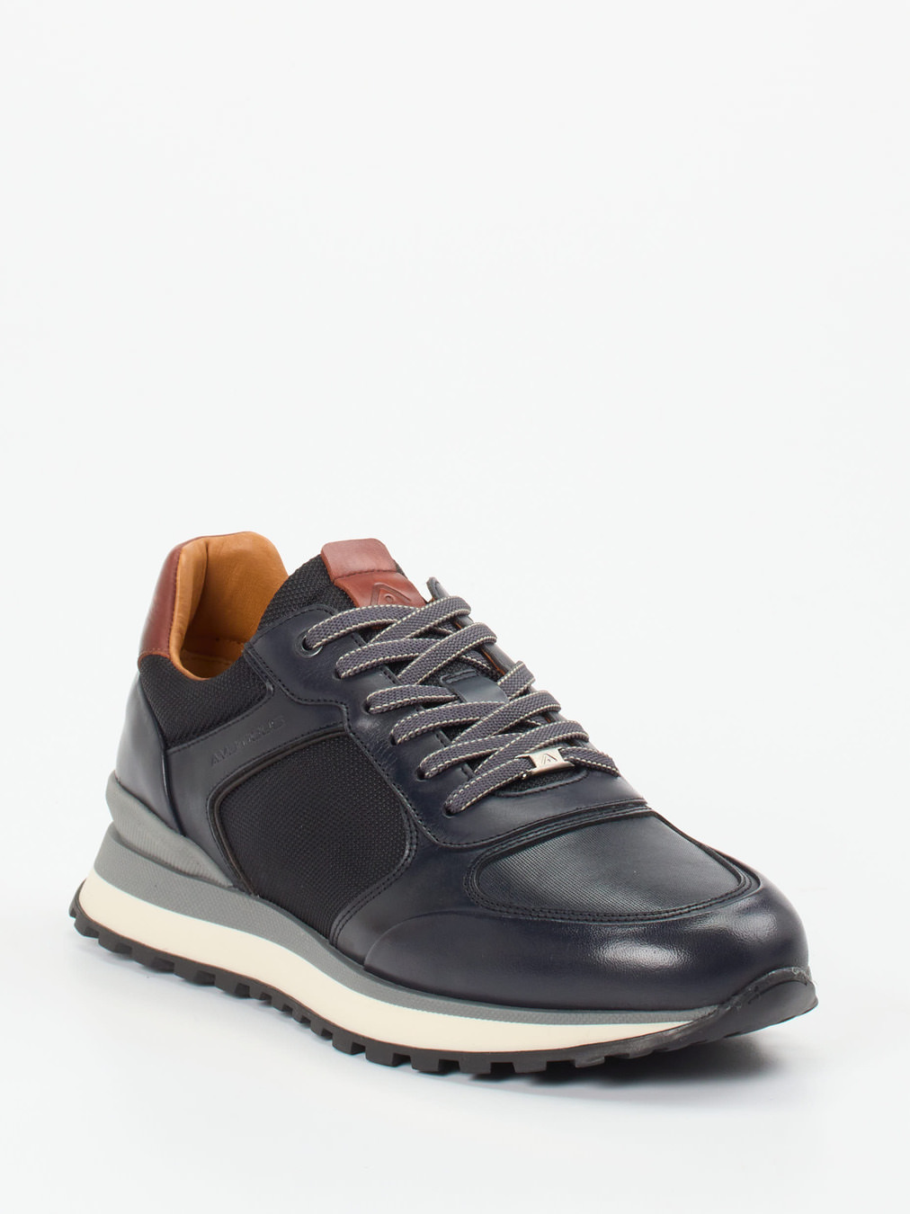 Ambitious – Retro-Sneaker aus Kalbleder und Mesh dunkelblau