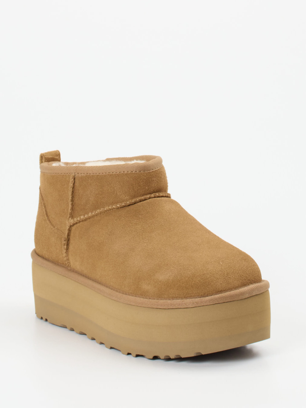 UGG – Plattform-Stiefelette aus Veloursleder camelbraun