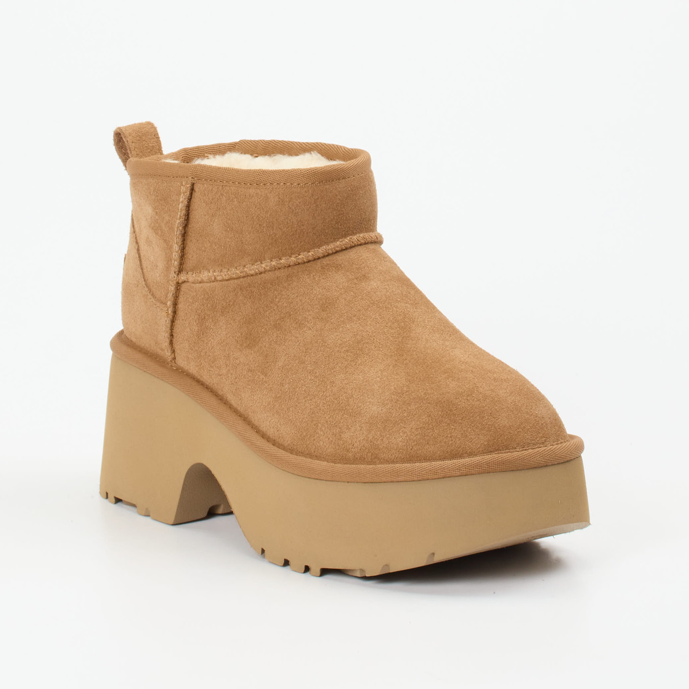 UGG – Plateau-Stiefelette aus Veloursleder braun