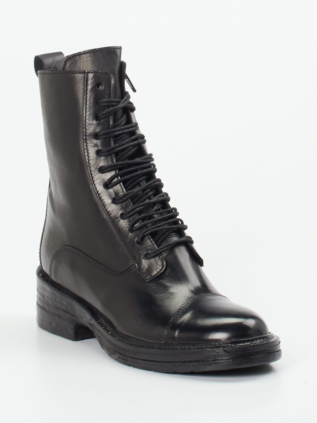 Konstantin Starke – Schnürboots aus Kalbleder Schwarz