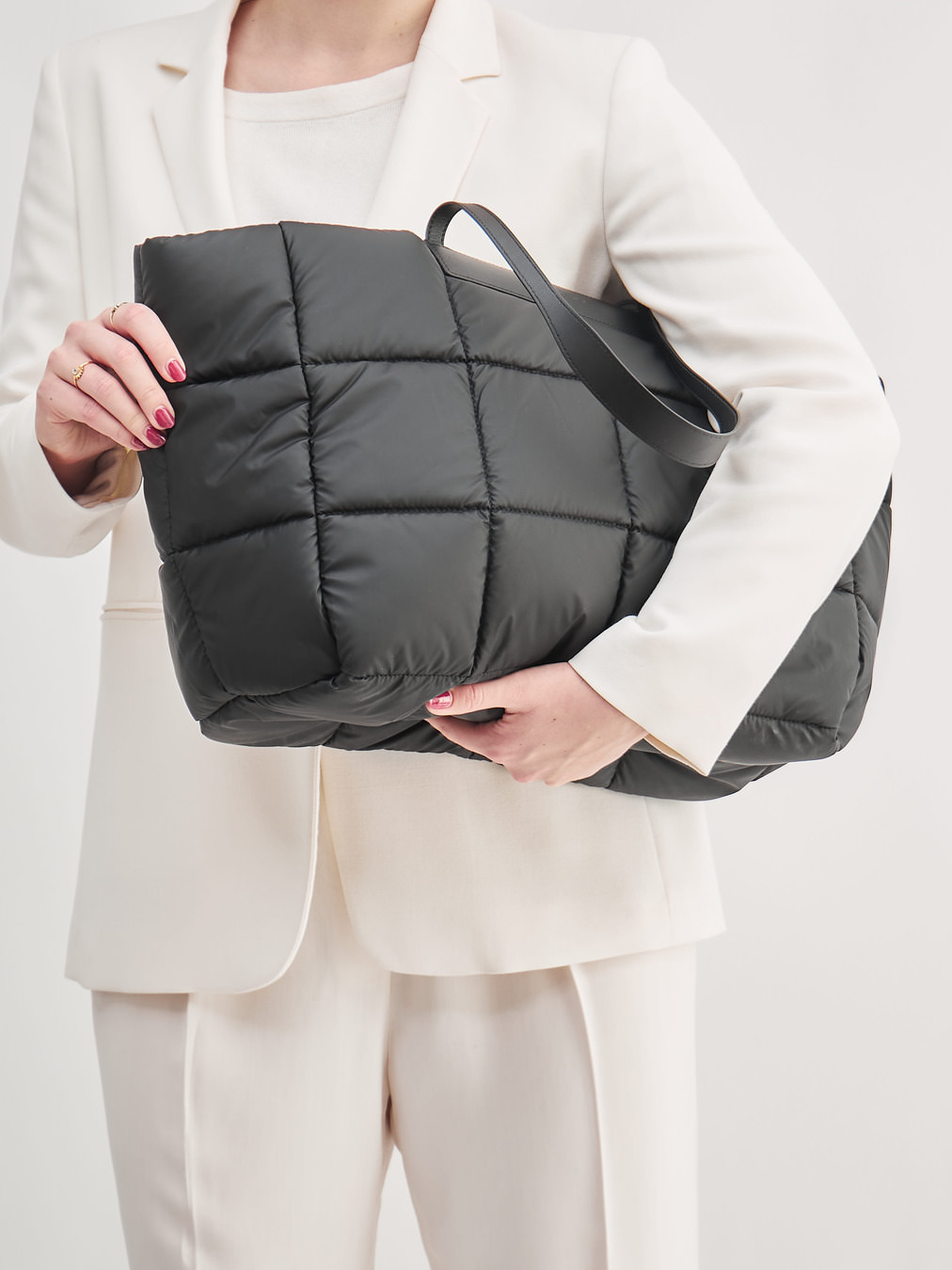 VeeCollective Berlin – Shopper aus Nylon in Schwarz