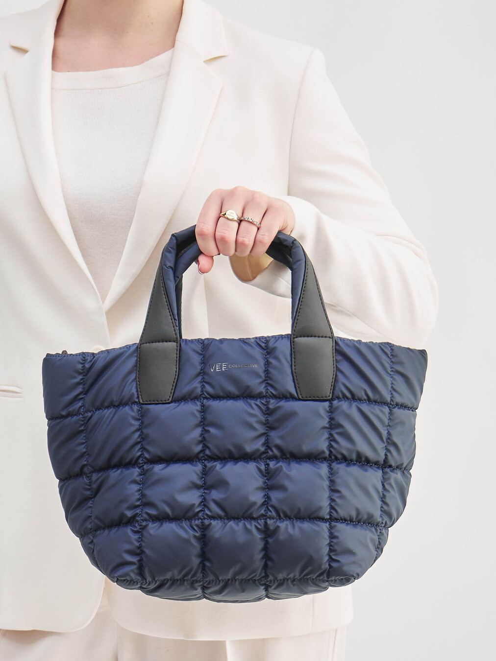 VeeCollective Berlin – Shopper Bag aus Textil Dunkelblau