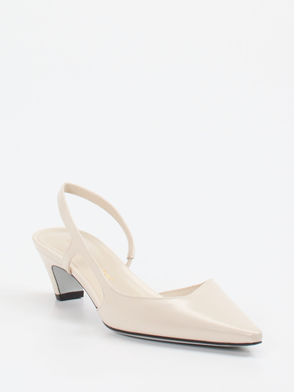 Konstantin Starke – Slingpumps aus Hochglanzleder beige