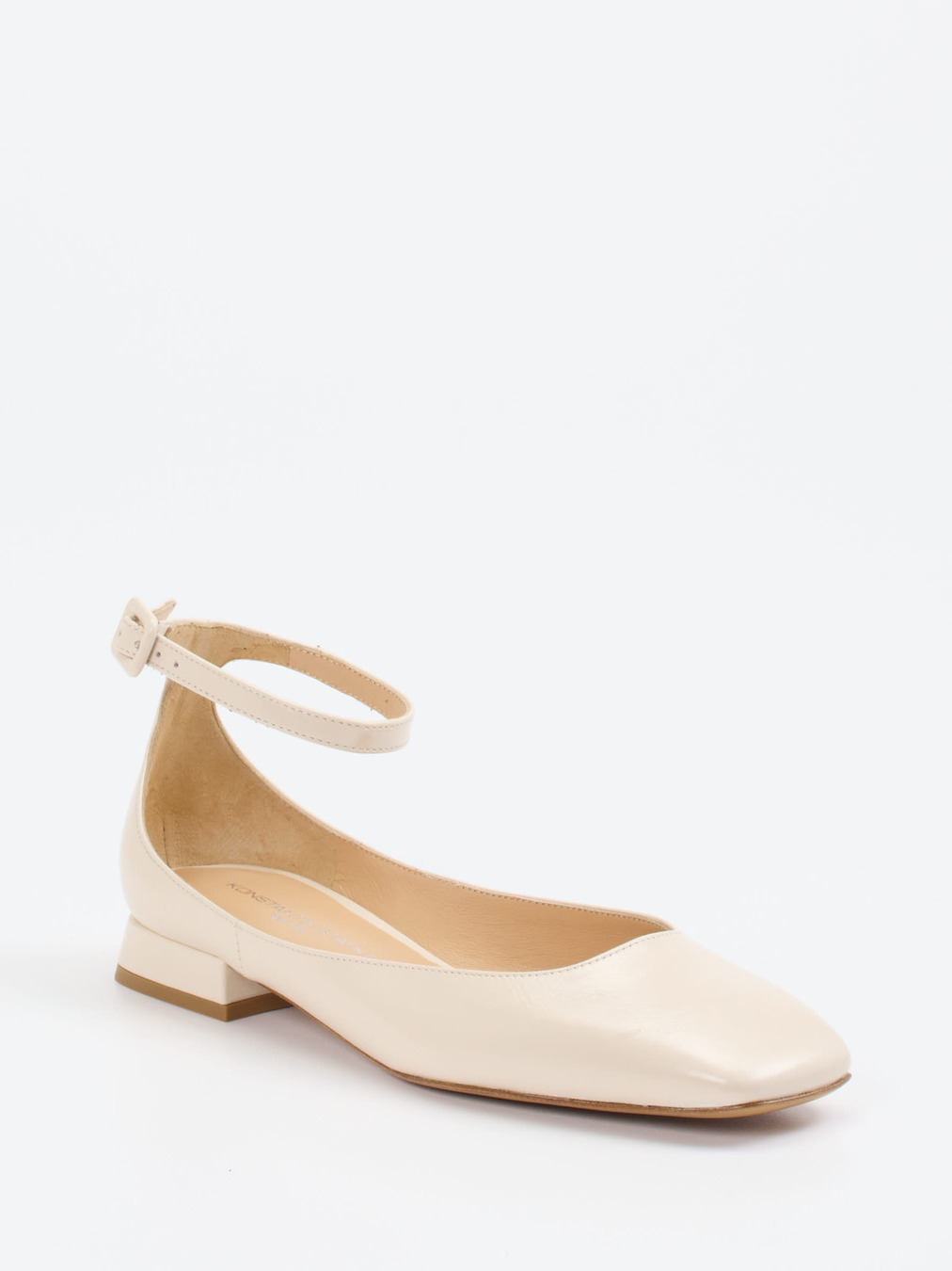 Konstantin Starke – Riemchen-Ballerinas aus Lackleder beige