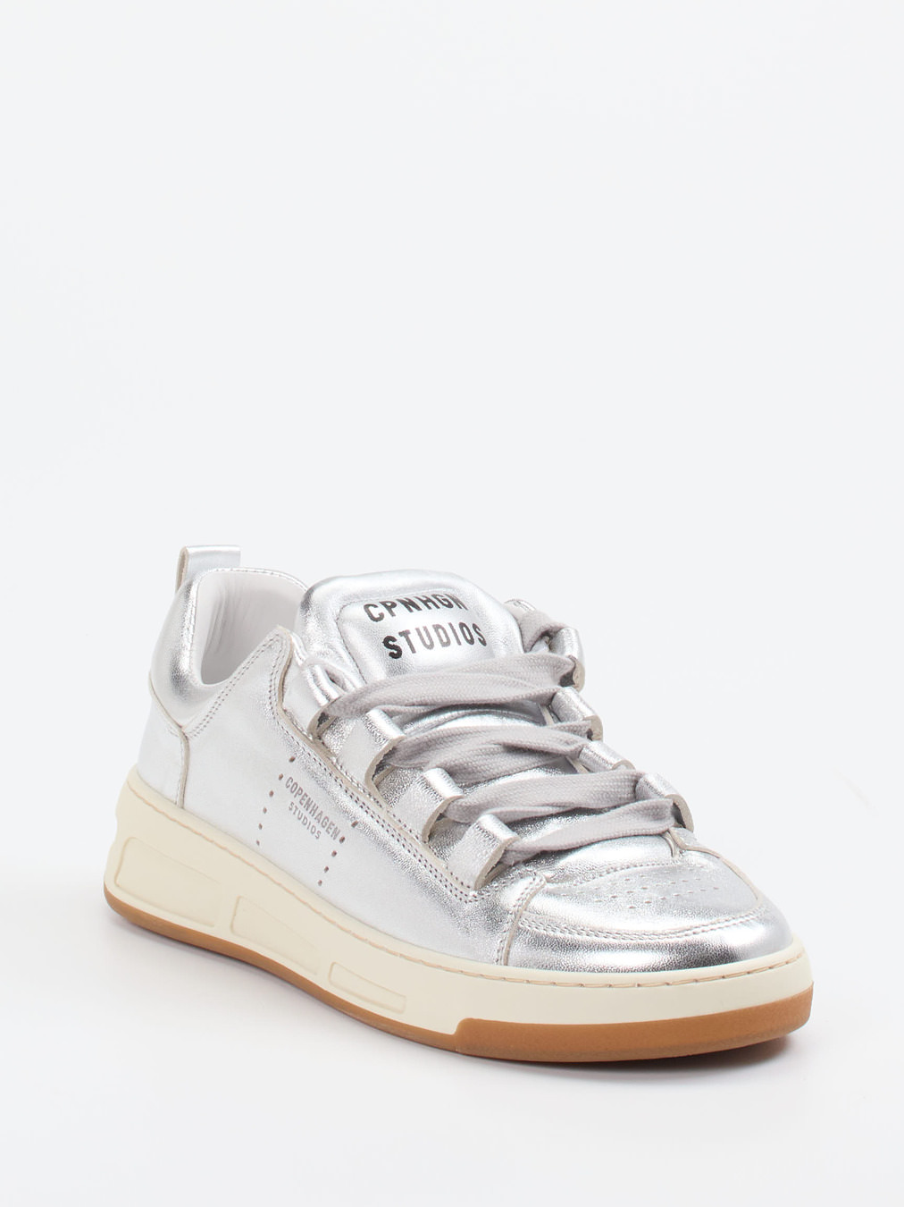 Copenhagen – Low-Top Sneaker aus Kalbleder silber