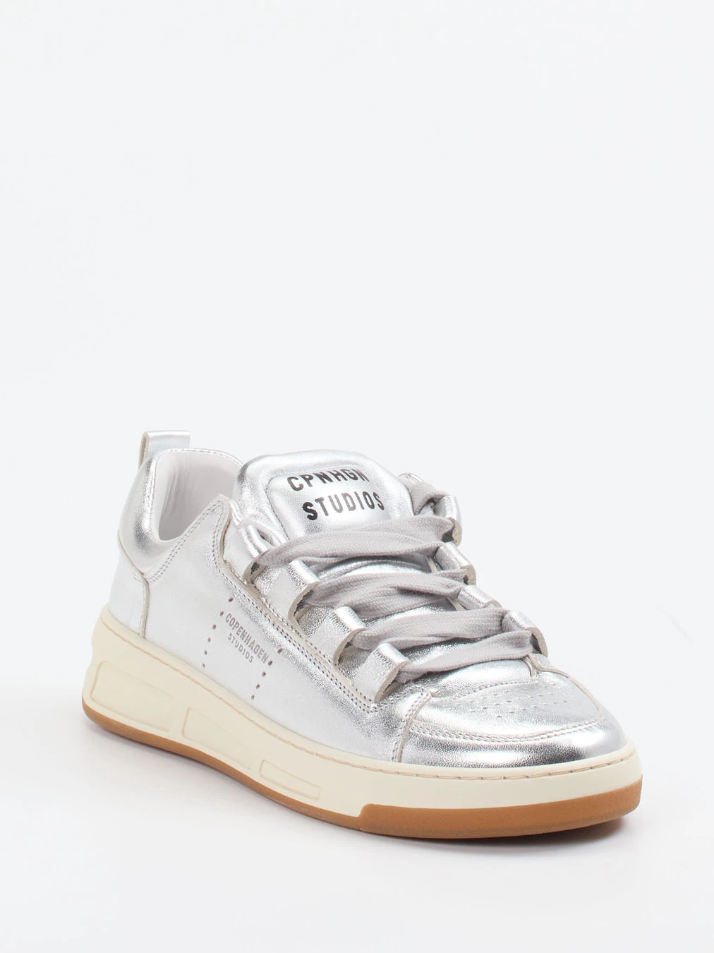 Copenhagen – Low-Top Sneaker aus Kalbleder silber