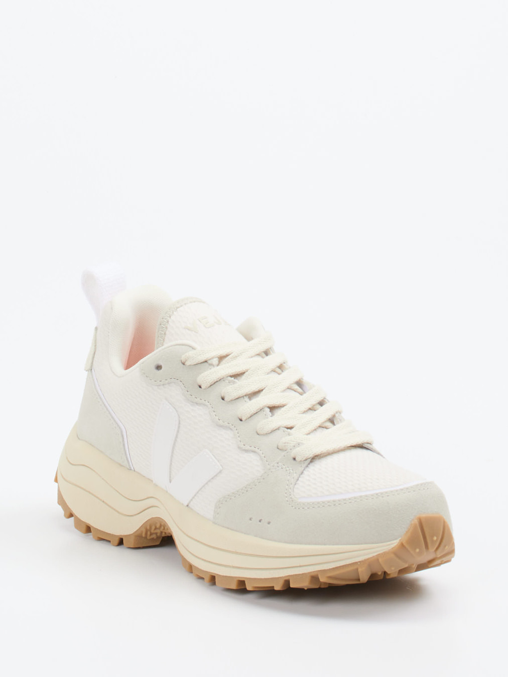 VEJA – Chunky Sneaker aus Textil und Veloursleder creme