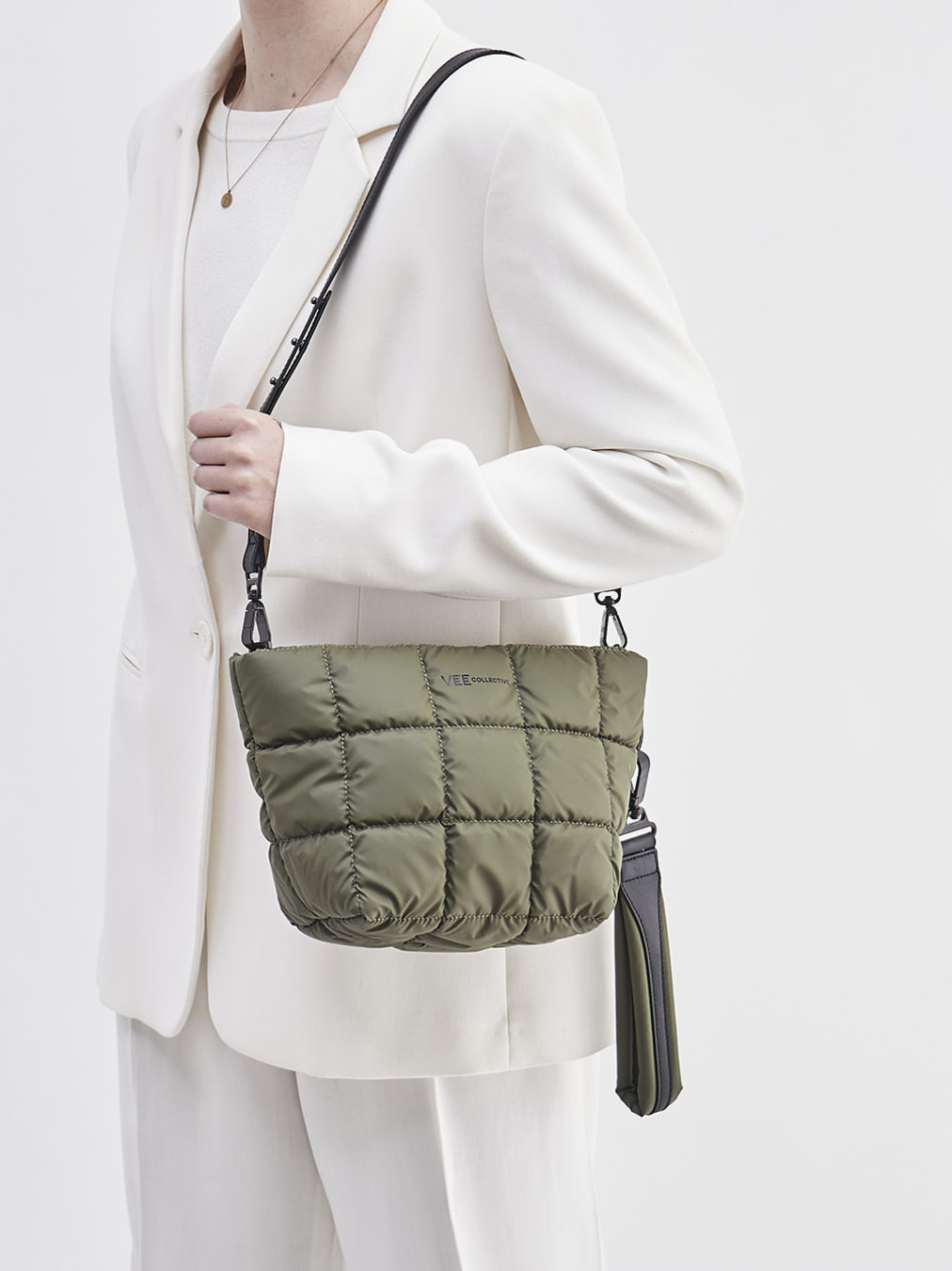 VeeCollective Berlin – Clutche & Abendtasche