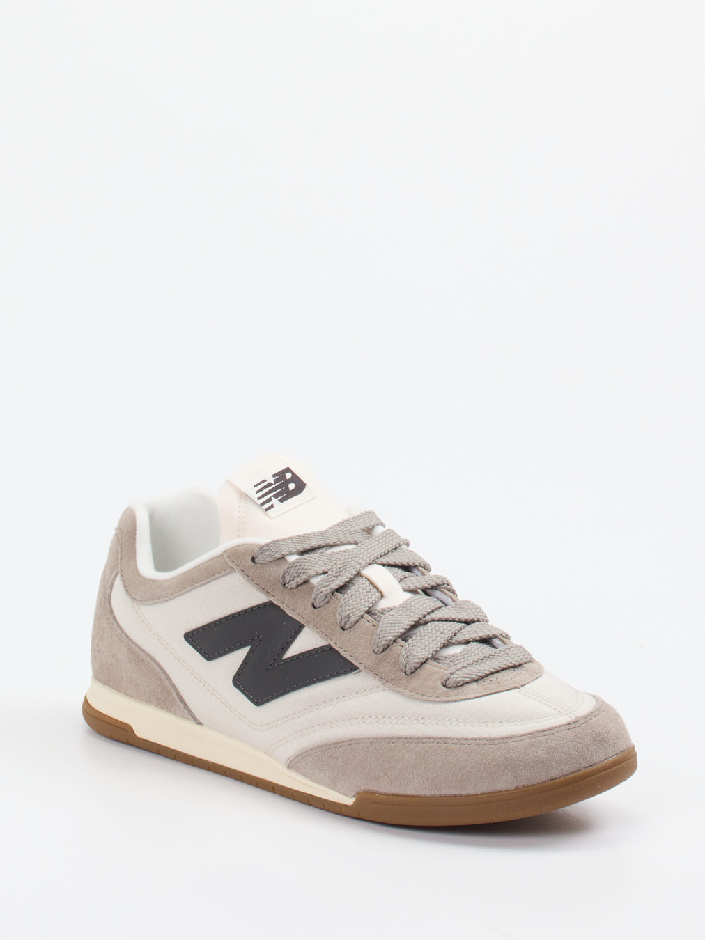 New Balance – Retro-Sneaker aus Textil und Veloursleder