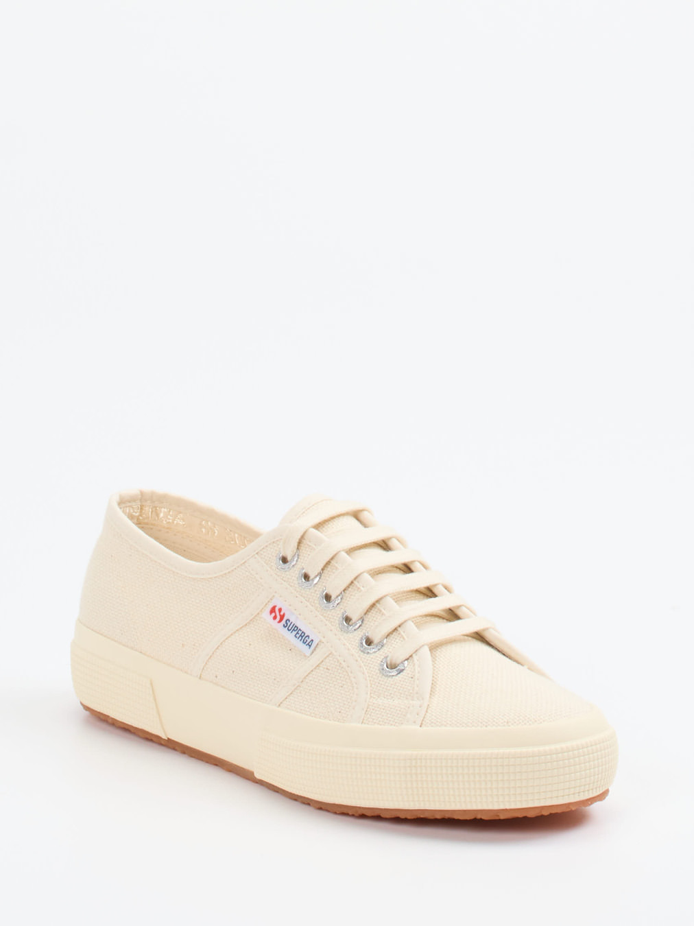 Superga – Sneaker aus Canvas in Cremebeige