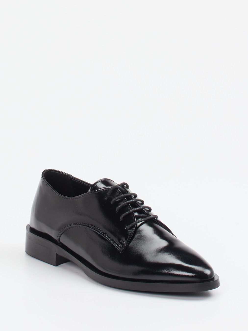 Konstantin Starke – Derby-Schuhe aus Hochglanzleder schwarz