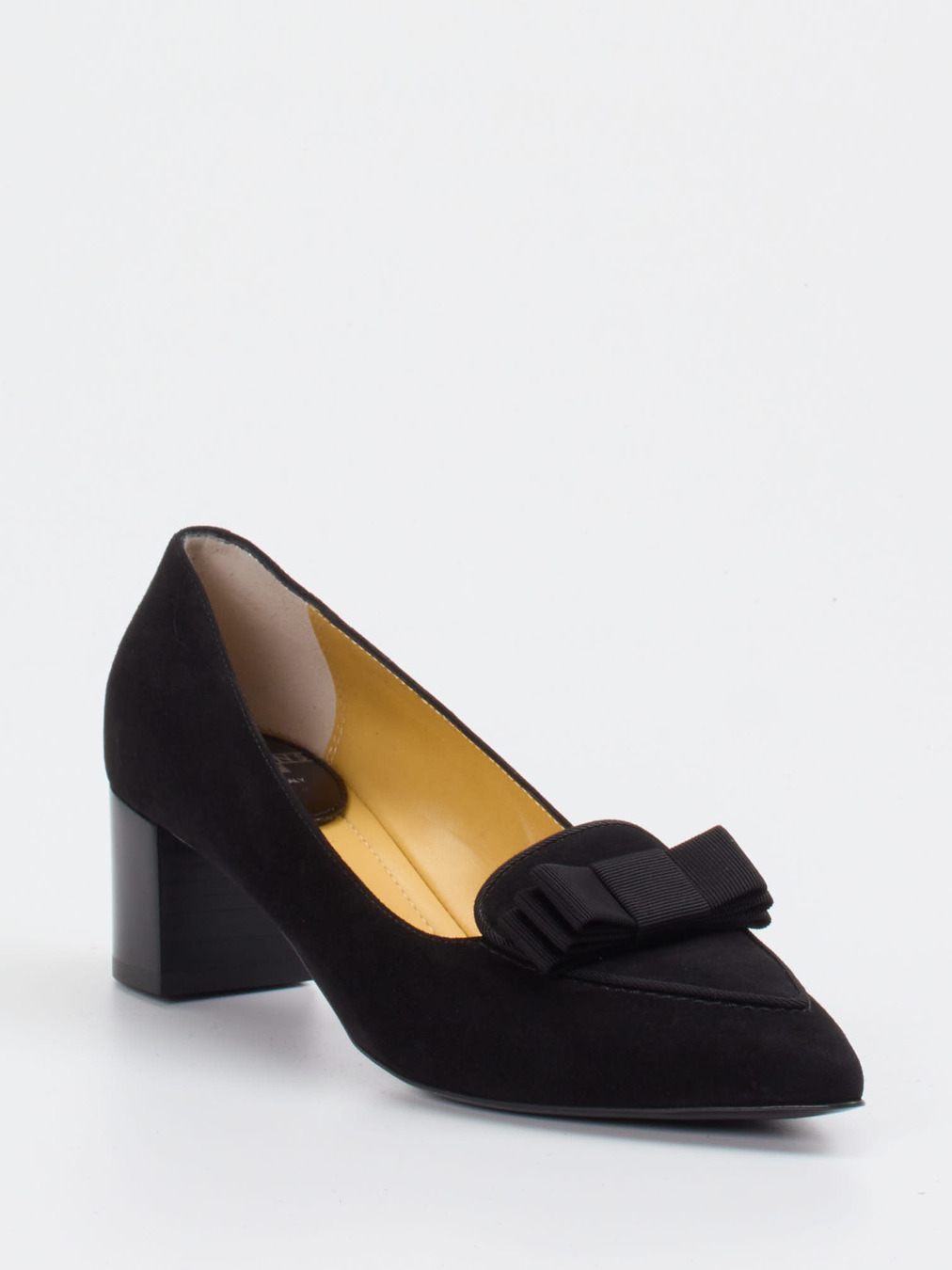 Truman's – Pumps aus Veloursleder in Schwarz