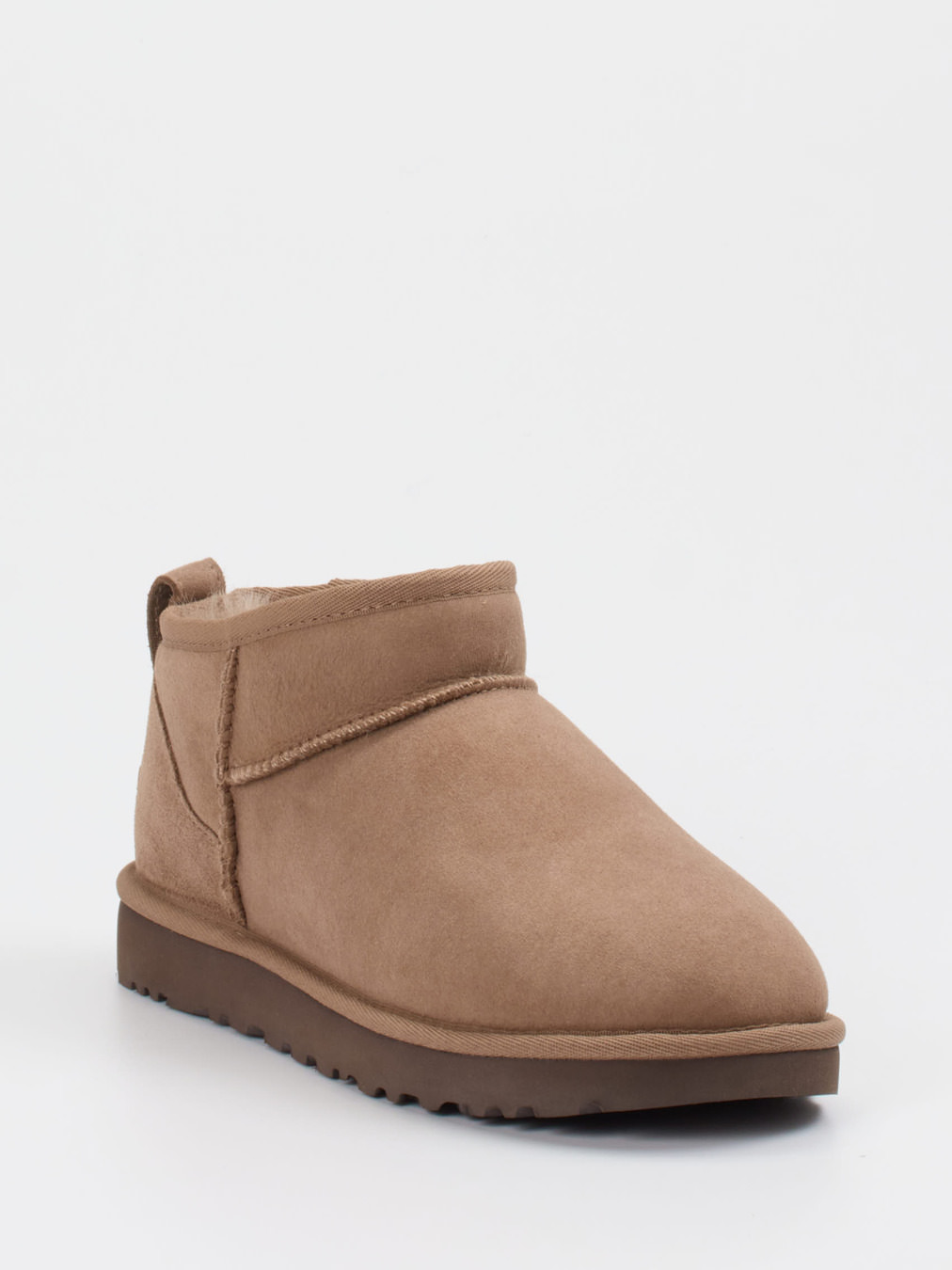 UGG – Stiefeletten aus Veloursleder sandbraun