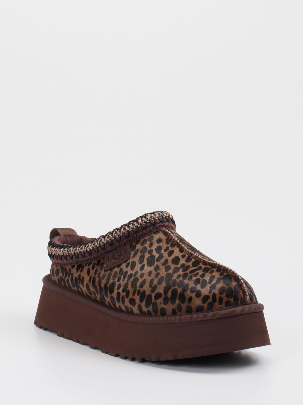 UGG – Plattform-Hausschuh aus Fell mit Leopardmuster