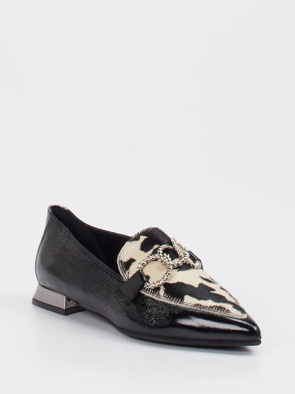 Konstantin Starke – Loafer aus Lackleder mit Animalprint