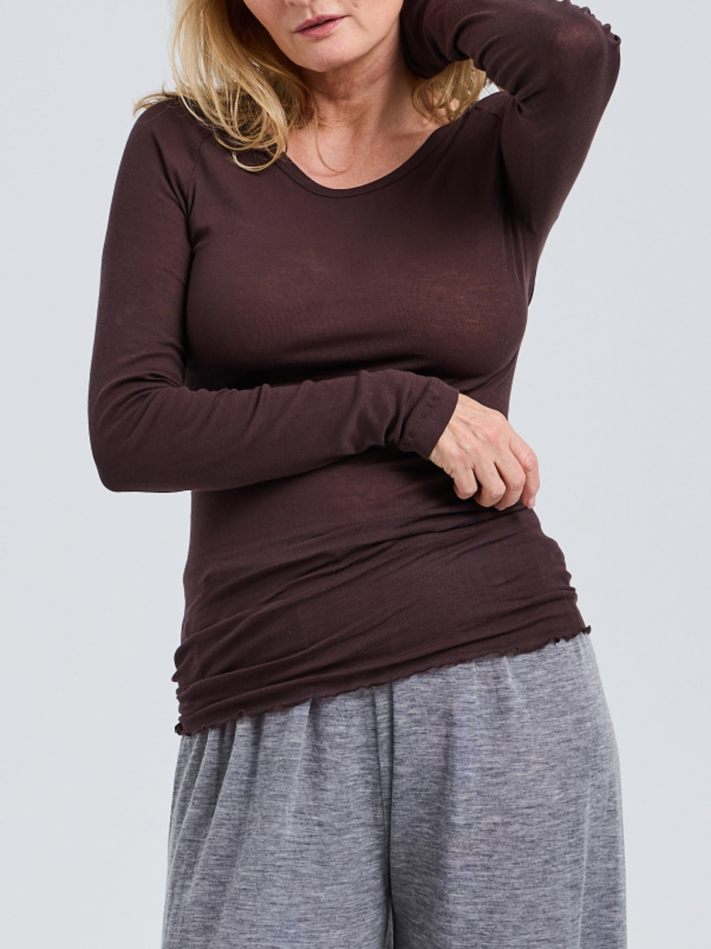 Seamless Basic – Langarmshirt aus Baumwolle Dunkelbraun