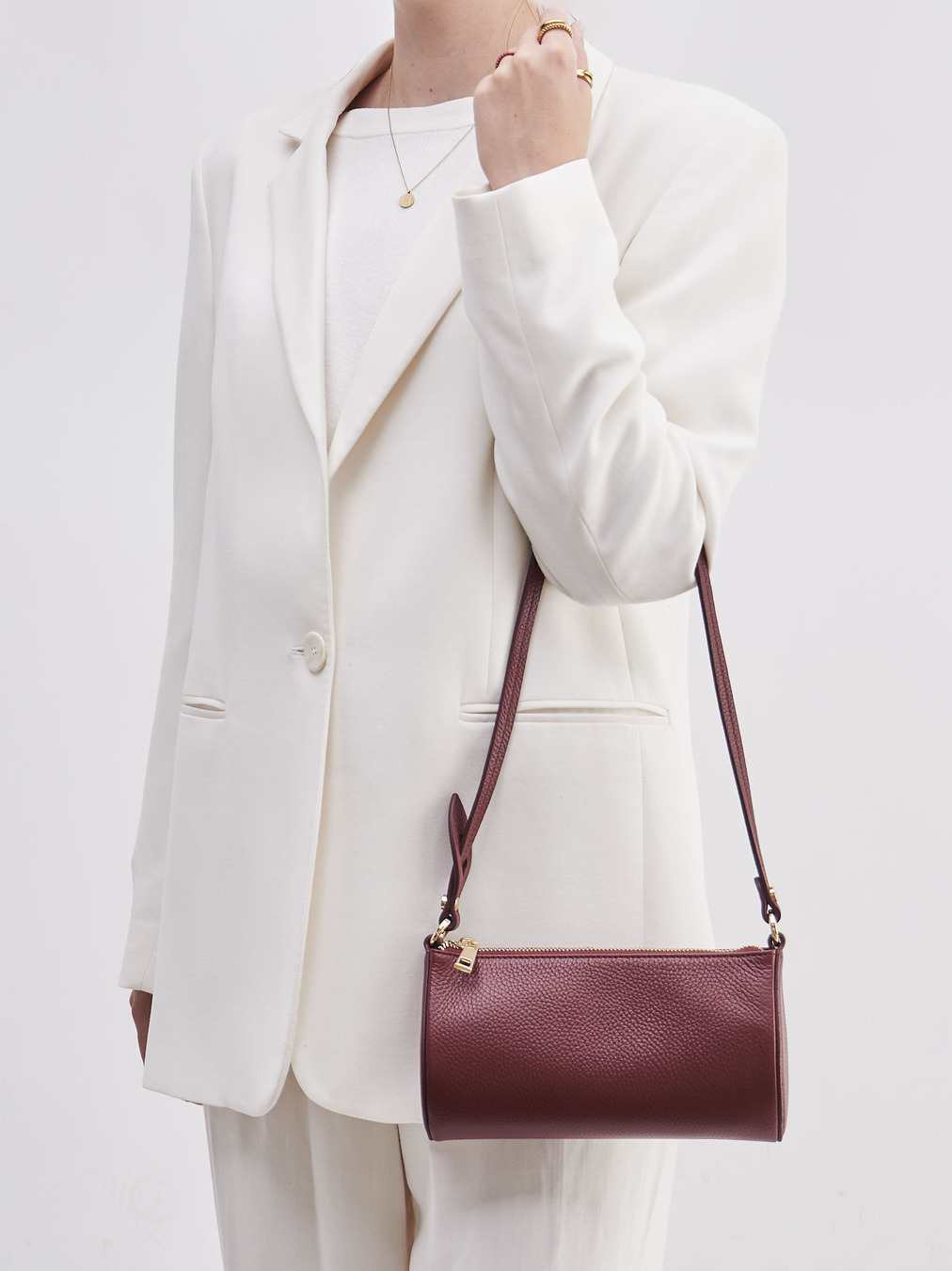 Marlon Firenze – Baguette-Bag aus Kalbleder weinrot