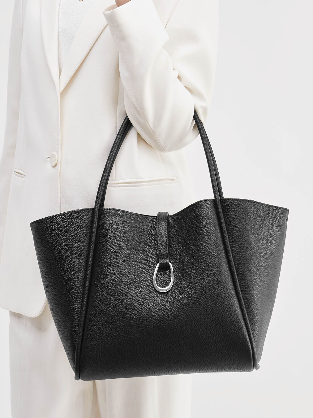 Konstantin Starke – Shopper aus Leder in Schwarz