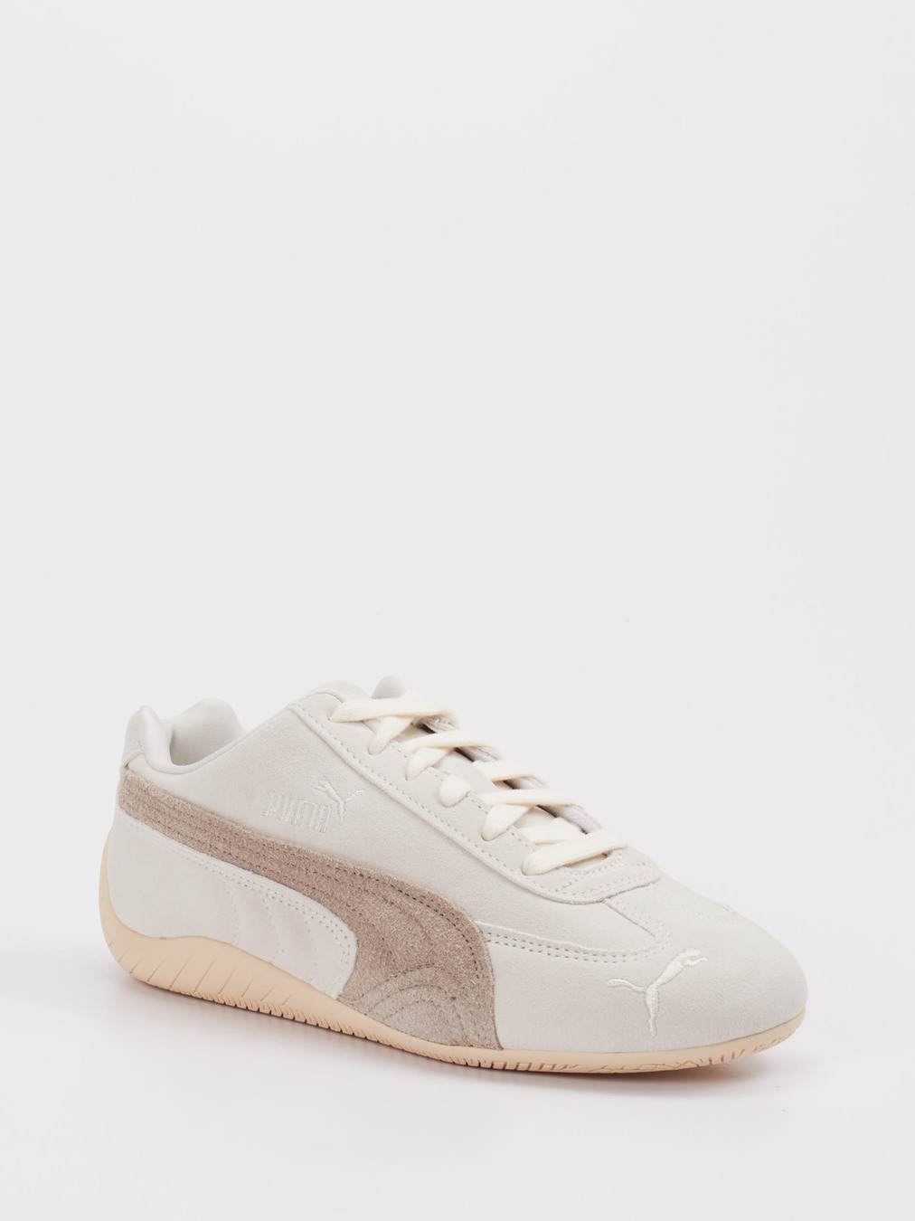 Puma – Sneaker aus Veloursleder Cremeweiß