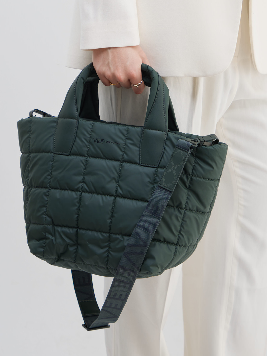 VeeCollective Berlin – Shopper Bag aus Nylon grün