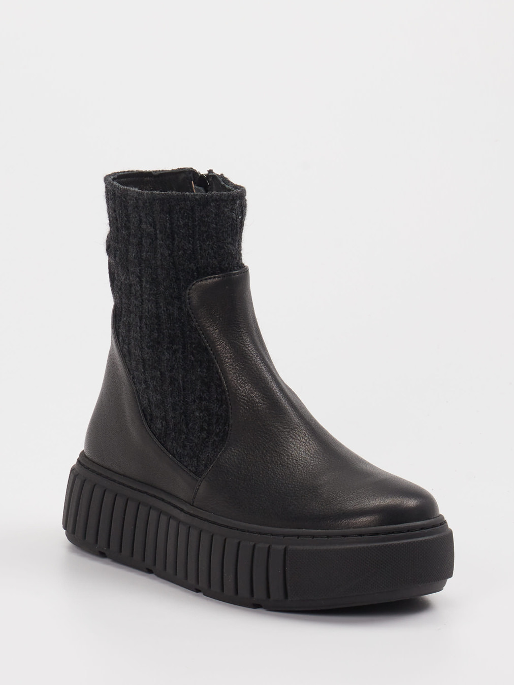 Werner – Plateau-Stiefelette aus Leder Schwarz