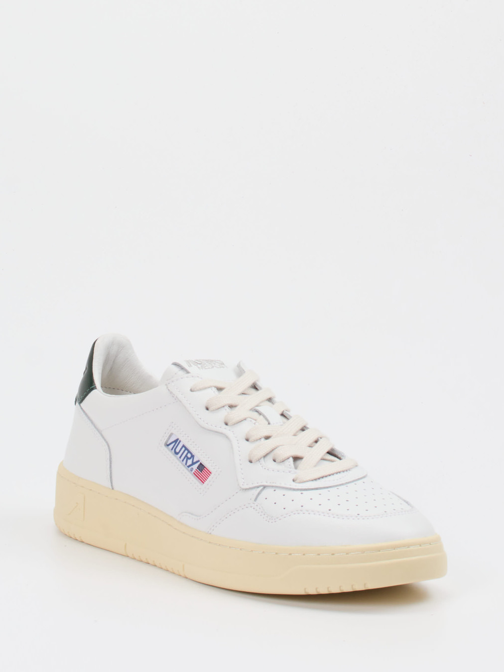 Autry – Sneaker aus Leder in Weiß mit Retro-Flair