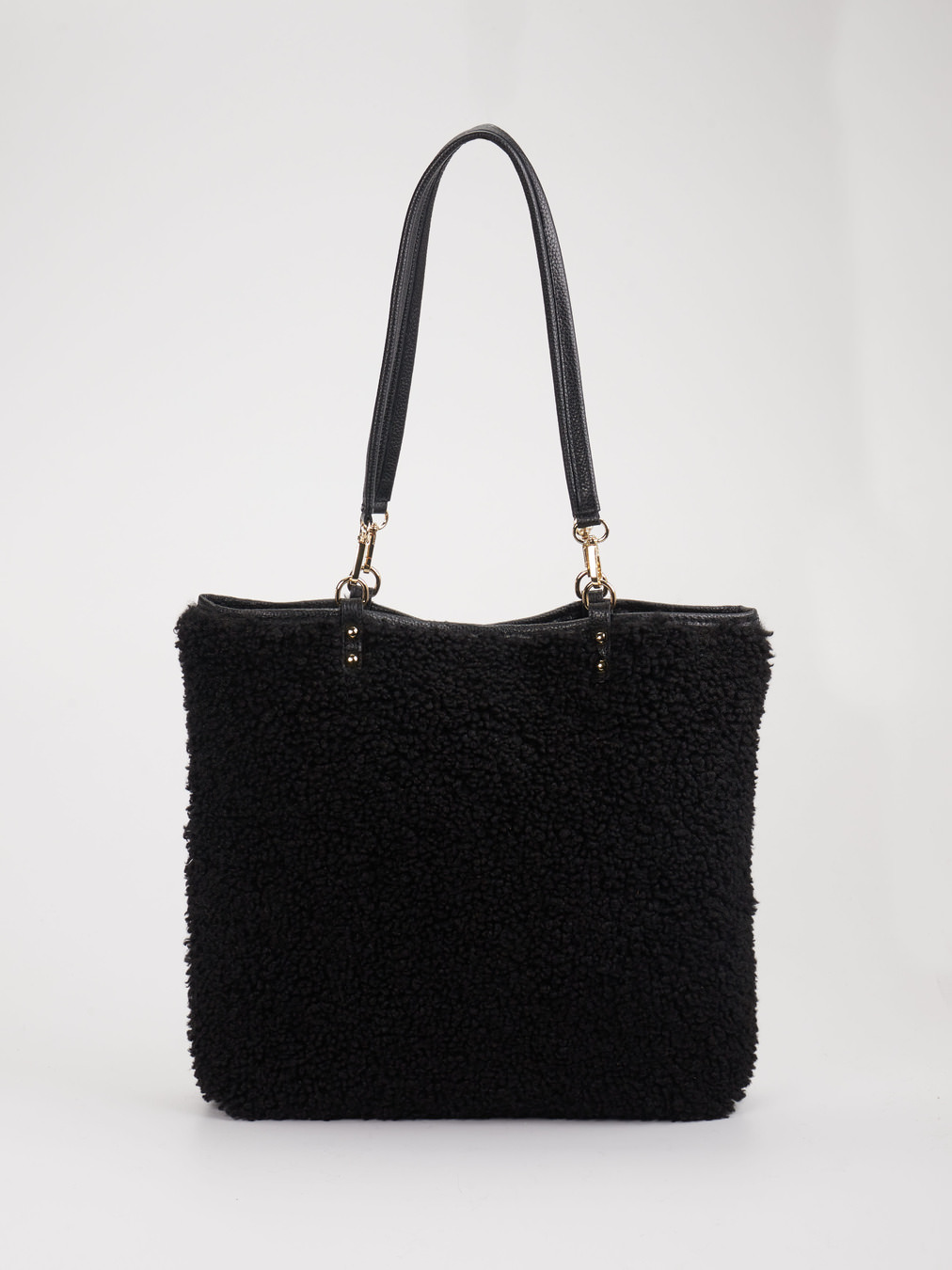 Marlon Firenze – Shopper aus Teddyfell Schwarz