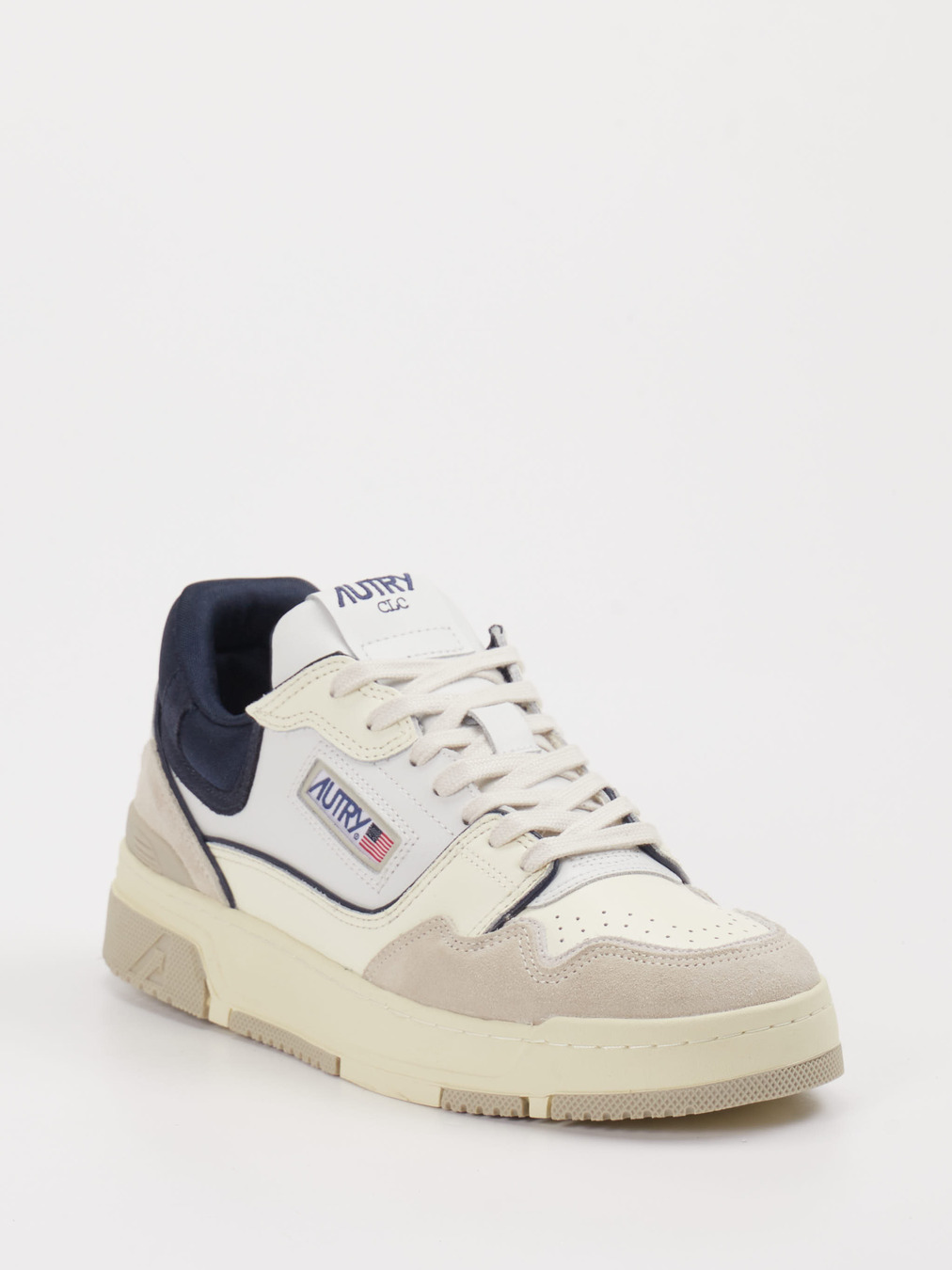 Autry – Sneaker aus Kalbleder cremeweiß