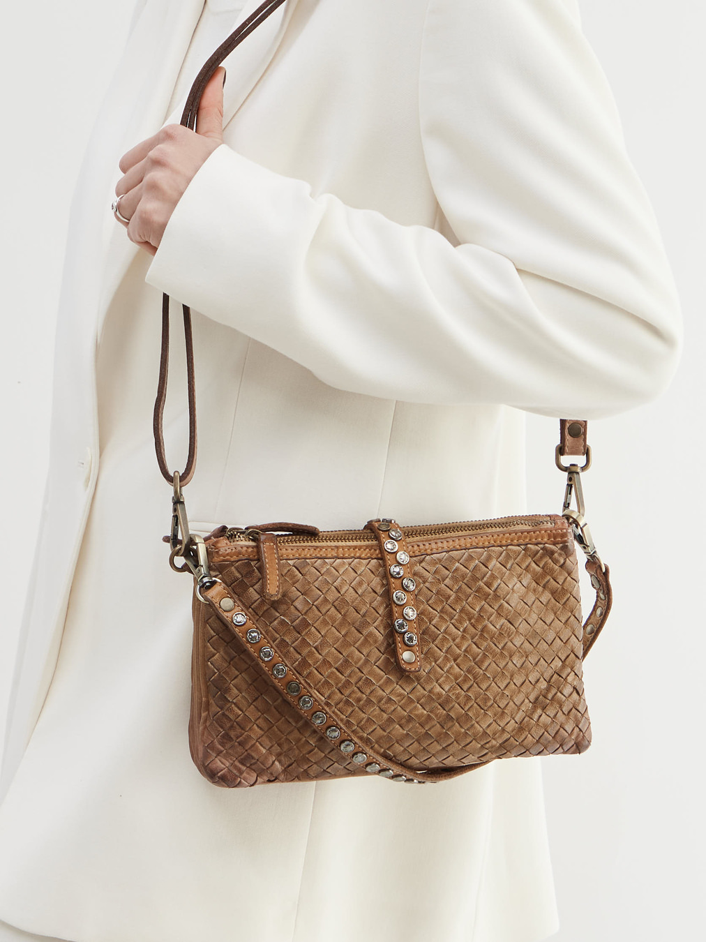 Alchimia – Schultertasche aus Kalbleder cognacbraun