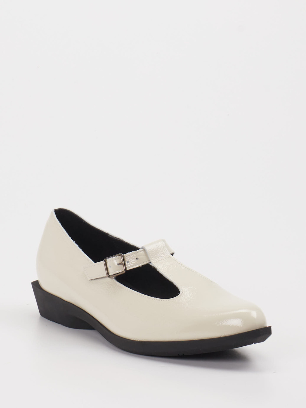 Arche – Spangenpumps aus Lackleder cremefarben