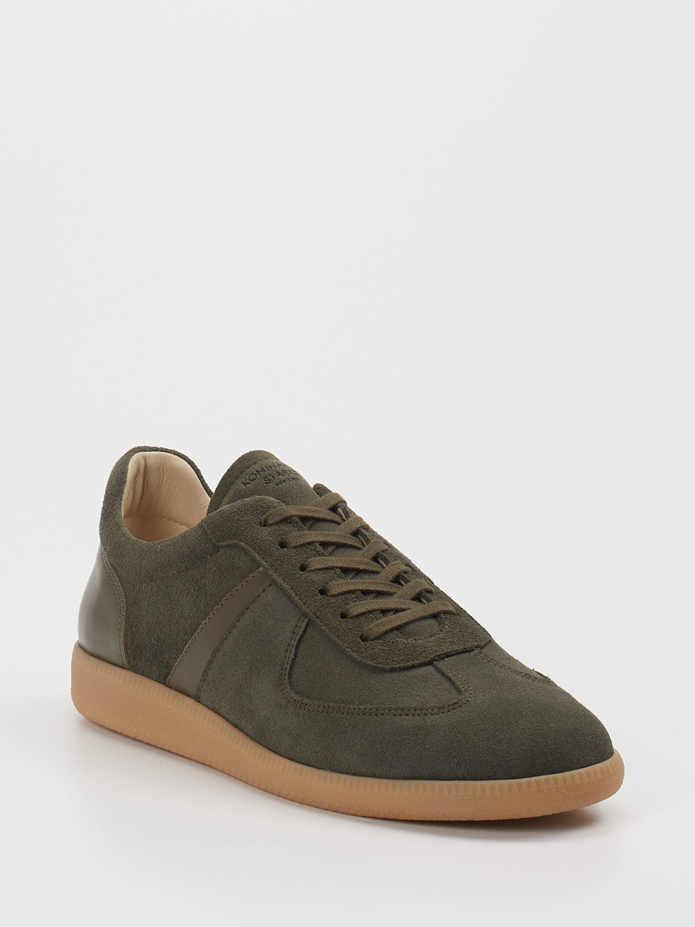Konstantin Starke – Sneaker aus Veloursleder Olivgrün
