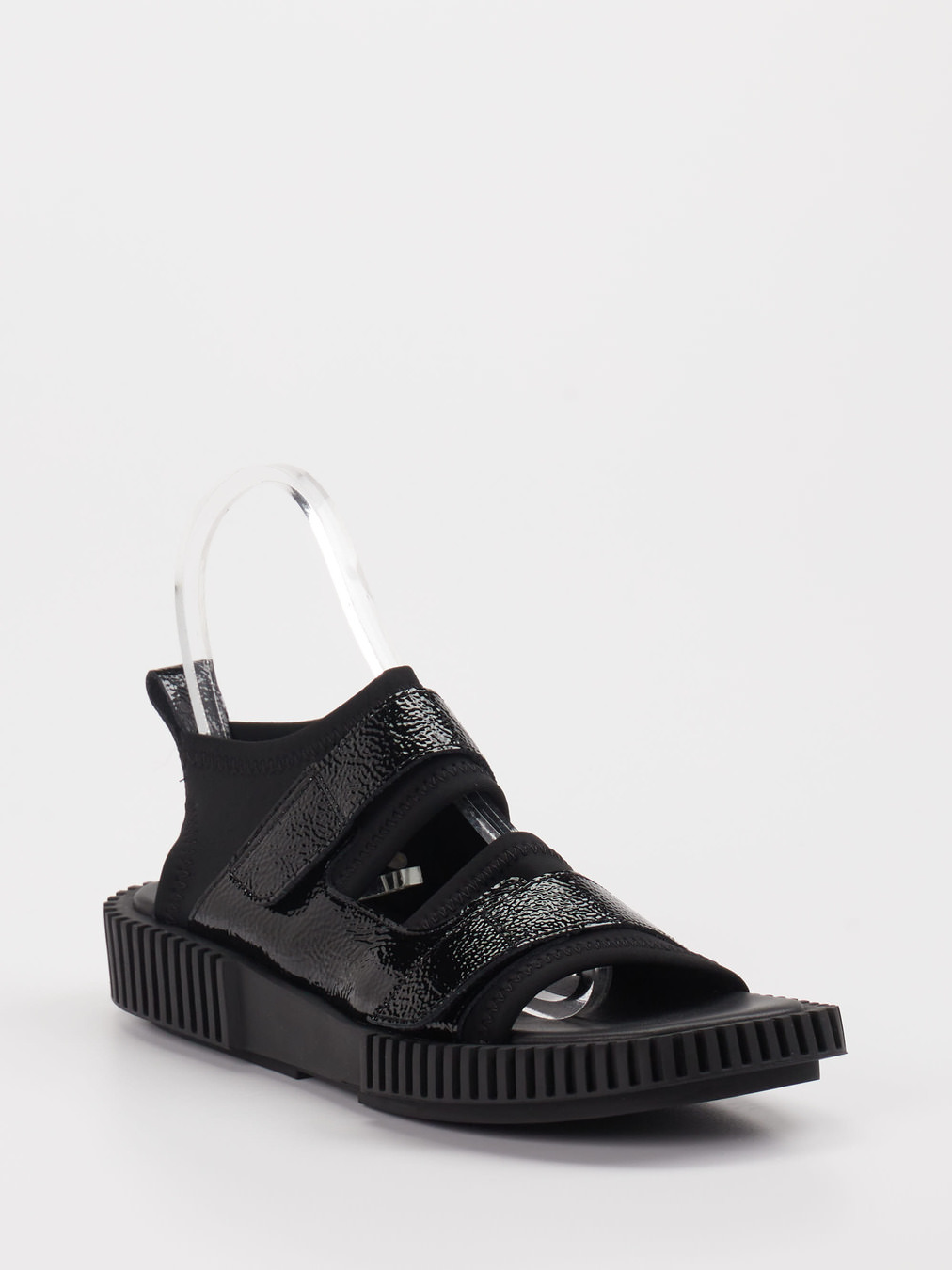 Arche – Klettsandale aus Lackleder Schwarz