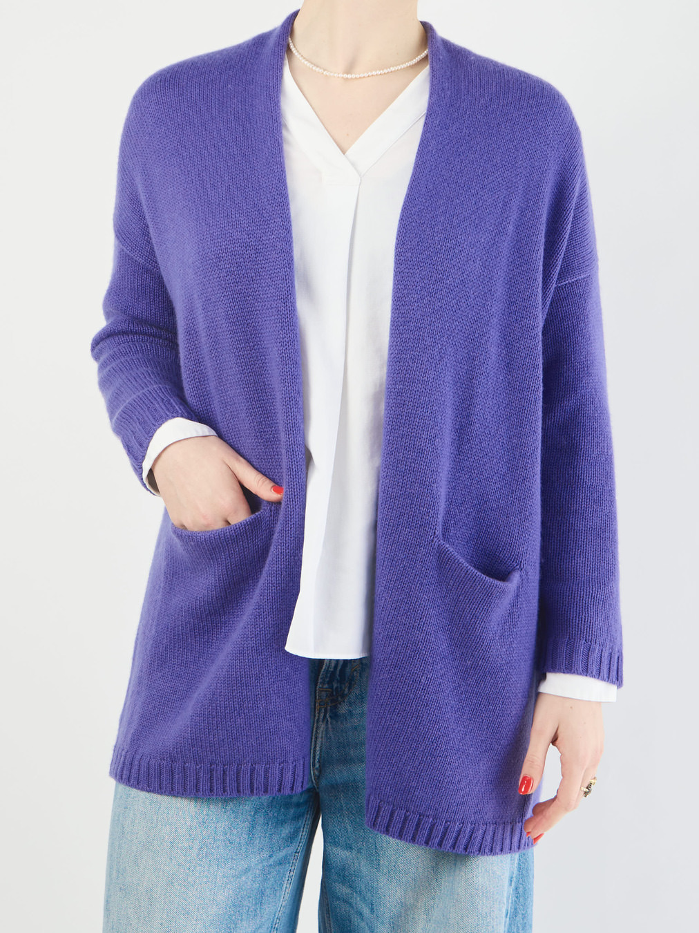 FLONA – Strickjacke aus Feinstrick violett