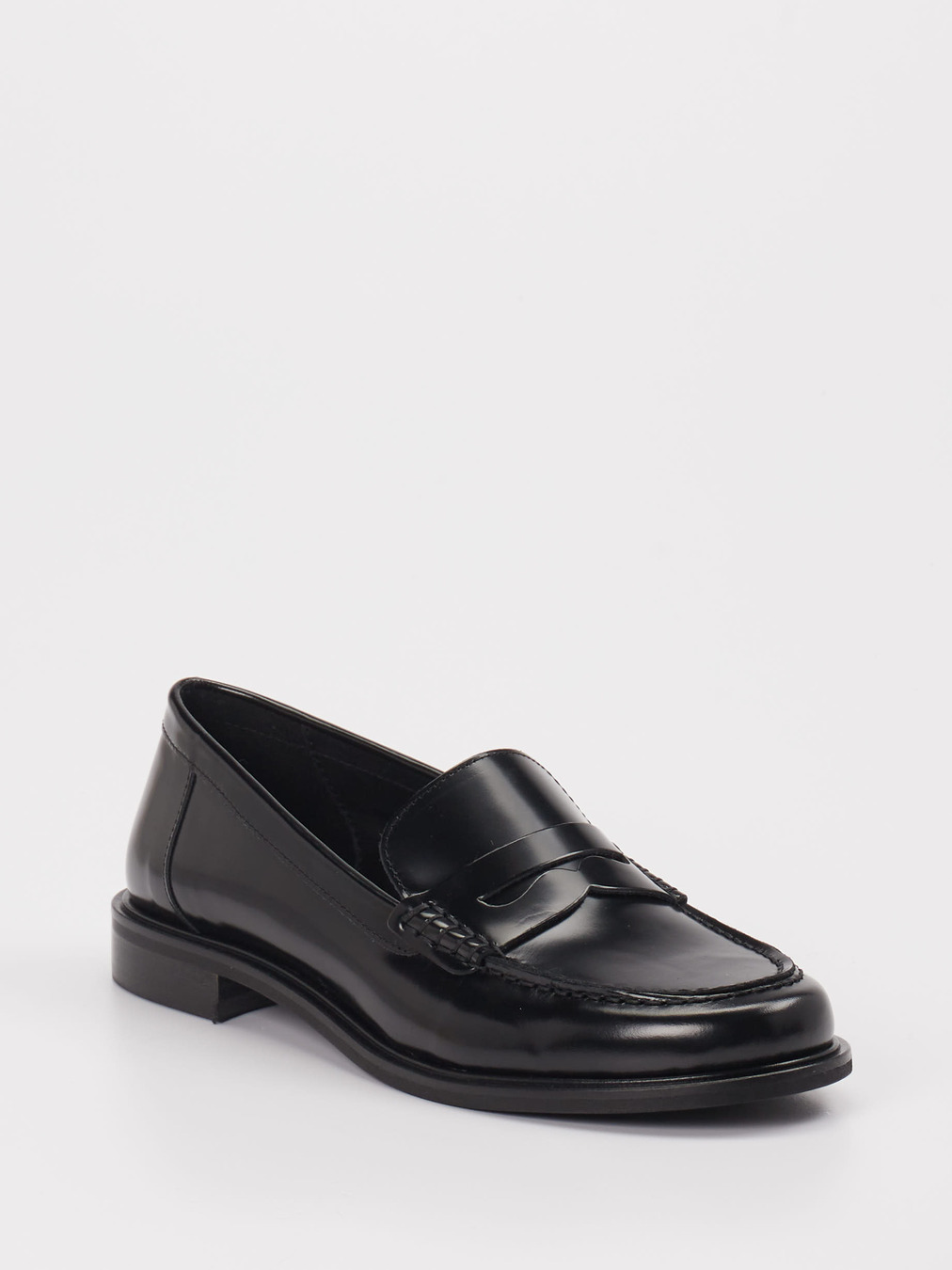 Andrea Puccini – Slipper aus Hochglanzleder Schwarz