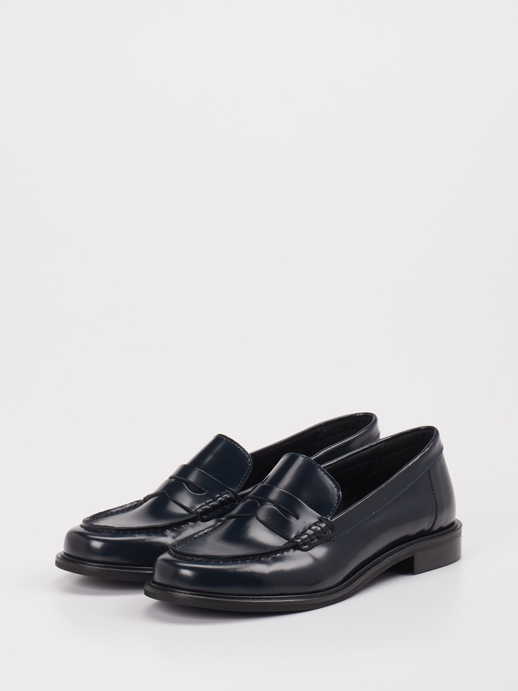Andrea Puccini – Slipper aus Hochglanzleder blau