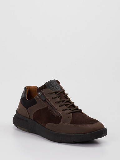 Schnürschuh
